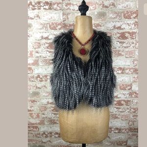 SIMPLE VERA VERA WANG FAUX FUR SHEARLING JACKET
